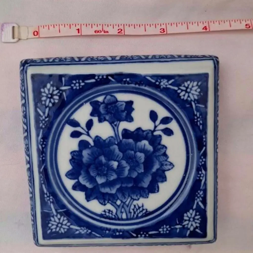 Vtg Blue/White Floral Painted China Porcelain Teapot Trivet - Picture 3 of 7